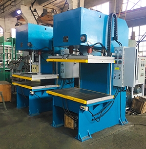 30T单层电热墙板式液压机